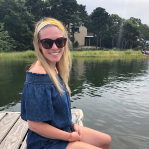 Meet your Posher, Elizabeth